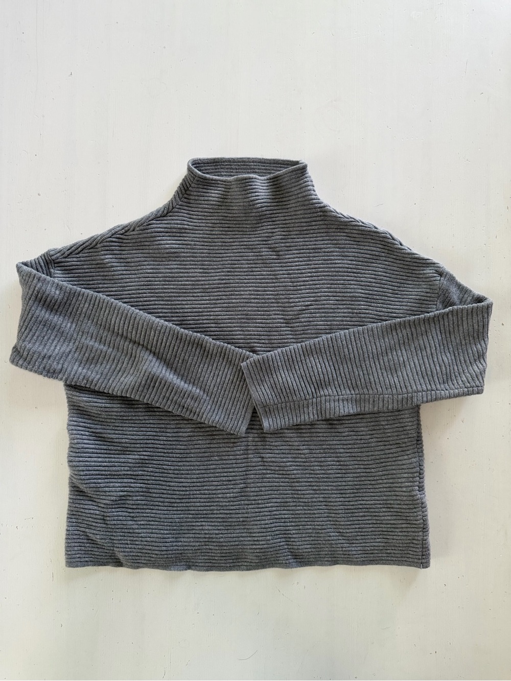 H&M grey ribbed knit sweater in size Small